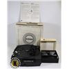 Image 1 : VINTAGE KODAK PROJECTOR