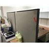 Image 2 : 4 OFFICE DESKS, 2 PARTITIONS AND A 2 DRAWER LATERAL FILE CABINET