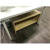 Image 2 : 4 MAPLE OVERHEAD STORAGE UNITS