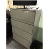Image 1 : GREY 4 DRAWER LATERAL FILE CABINET