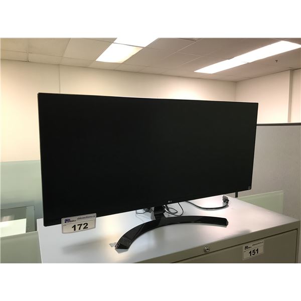 LG 35" WIDE SCREEN LCD MONITOR