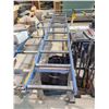 Image 2 : BLUE METAL 10' GRAVITY ROLLER PRODUCT CONVEYOR