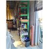 Image 1 : 3 GREEN METAL 7 BAY CANTILEVER RACK