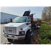 Image 2 : 2008 GMC C7500 S/A FLAT DECK CRANE TRUCK WHITE WITH 2000 HIAB 125 KNUCKLE BOOM CRANE & 20' DECK
