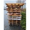 Image 2 : LARGE LOT OF 4' X 8' PALLETS AND MISC WOOD OUTSIDE