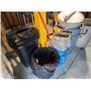 Image 3 : LOT OF GARBAGE CANS