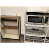 Image 2 : REMAINING FURNITURE IN THE AREA AND MICROWAVE OVEN