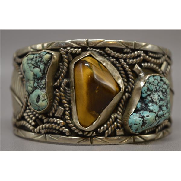 NATIVE AMERICAN NAVAJO SILVER BRACELET