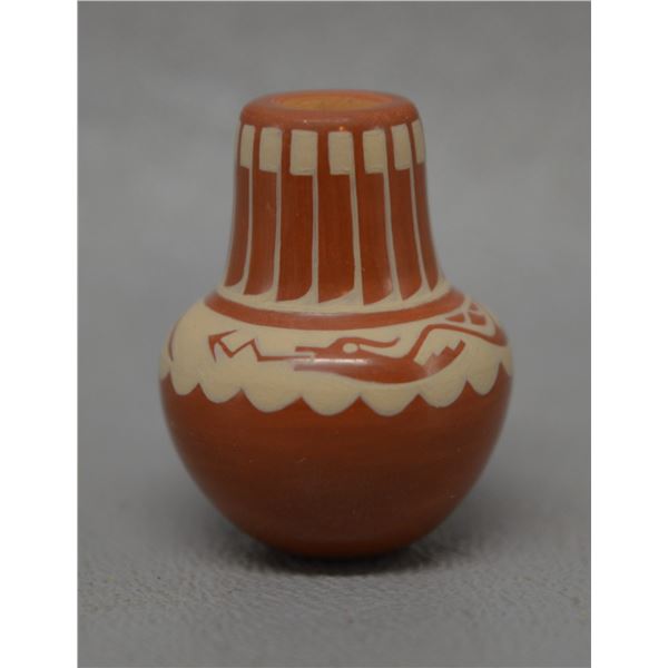 NATIVE AMERICAN SANTA CLARA MINITURE VASE BY DOLORES CURRAN