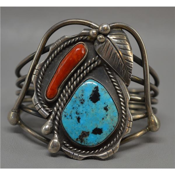 NATIVE AMERICAN NAVAJO SILVER BRACELET