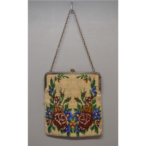 VICTORIAN BEADED PURSE