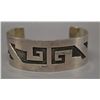 Image 1 : NATIVE AMERICAN HOPI SILVER BRACELET