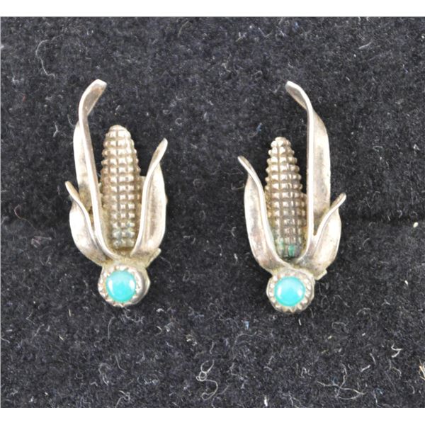 NATIVE AMERICAN NAVAJO SILVER EARINGS