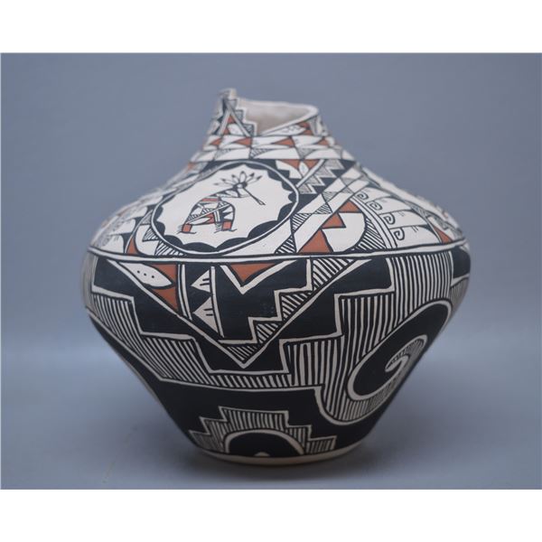 NATIVE AMERICAN ACOMA POTTERY VASE BY L VALLO