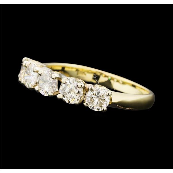 0.90 ctw Diamond Ring - 14KT Yellow Gold
