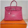 Image 3 : Hermes Birkin 35 featured in Pink Ostrich