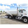 Image 10 : 2007 Sterling LT7500 Water Truck 4K Gallon - Runs & Sprays Water (See Video), Lic. 241TSN, Odometer