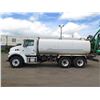 Image 3 : 2007 Sterling LT7500 Water Truck 4K Gallon - Runs & Sprays Water (See Video), Lic. 241TSN, Odometer