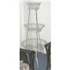 Image 1 : LARGE WIRE 3 TIER PLANTER
