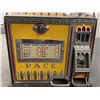 Image 2 : Antique Pace Bantam 25c Quarter Slot Machine