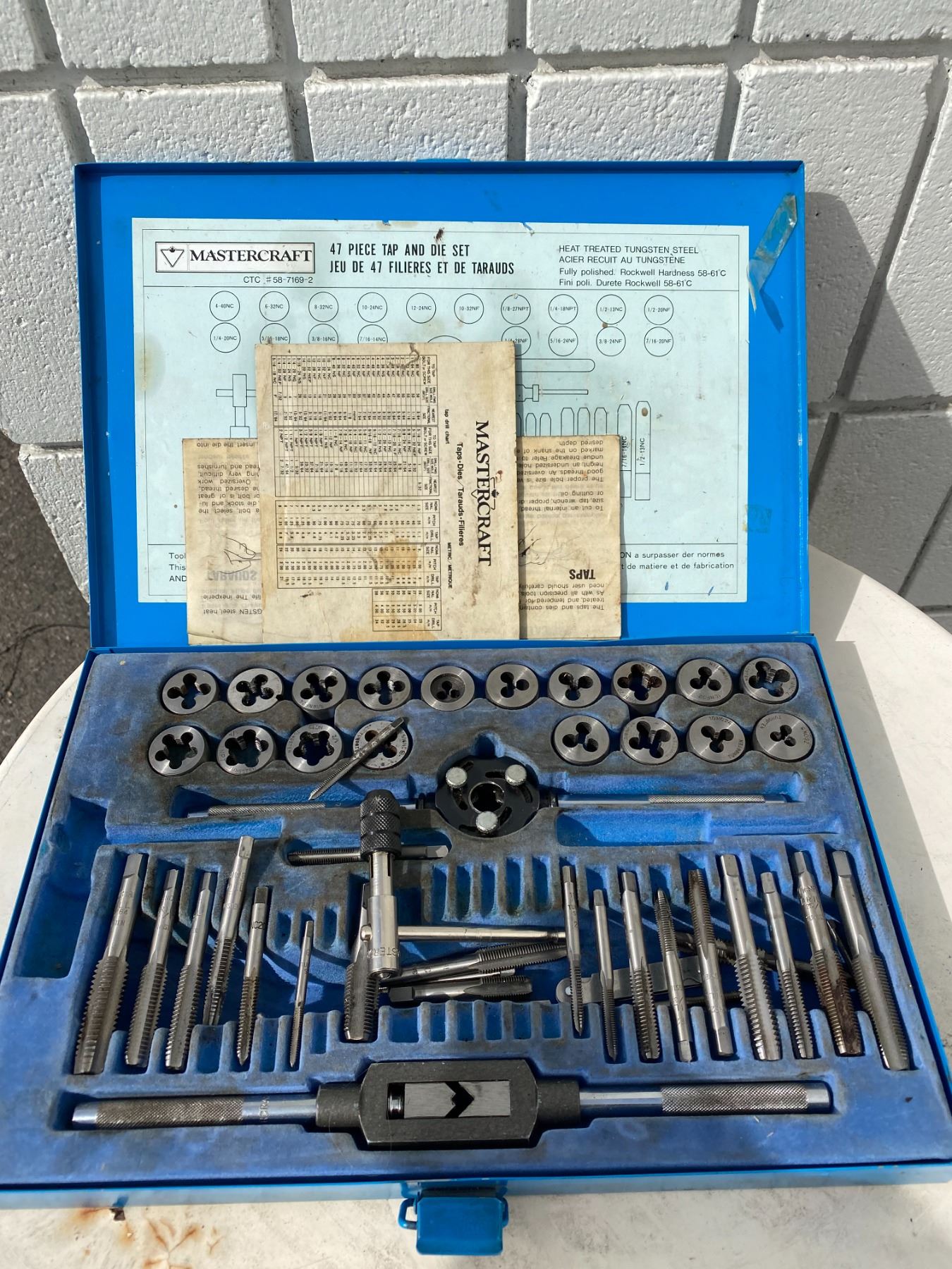 Mastercraft tap and die set