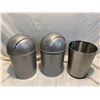 Image 1 : 3 garbage cans