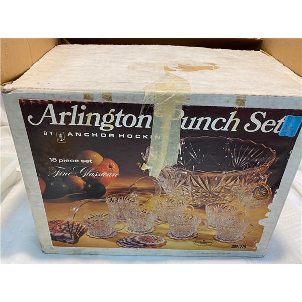 Anchor Hocking punch set
