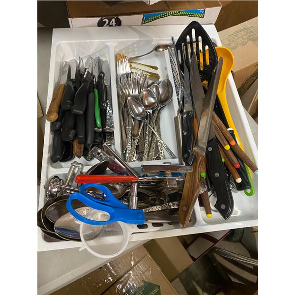 Lot of flatware