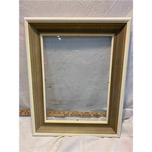 4 frames 16x20 inches