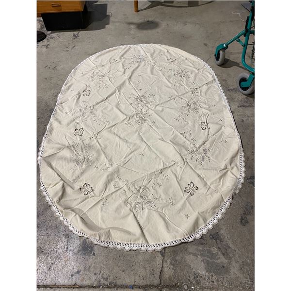 Oval table cloth 57" x 84"