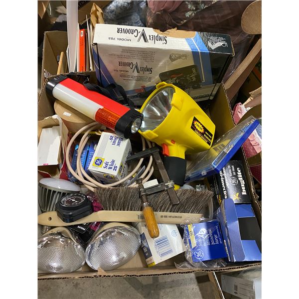 Lot garage misc. flash lights ect