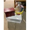 Image 1 : lot container, Jewelry box ect