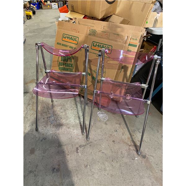 2 Folding Pink Chairs