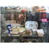 Image 1 : Shelf Lot of Vintage Vanity Items