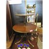 Image 1 : Vintage Duncan Phyfe 2 Tier Display Table
