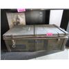 Image 1 : Canadian Army Footlocker