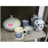 Image 1 : 8 Pieces of Blue and White Porcelain