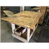 Image 1 : WOODEN MOBILE LAYOUT COUNTER