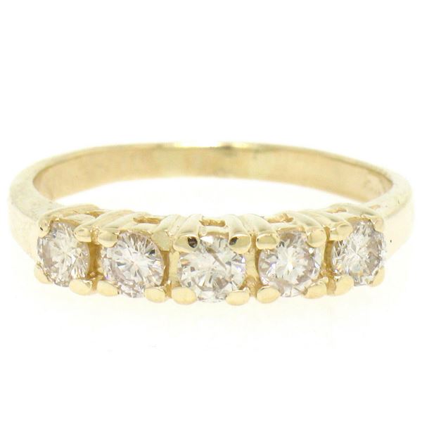 Classic 14kt Yellow Gold 0.75 ctw Diamond Wedding Band