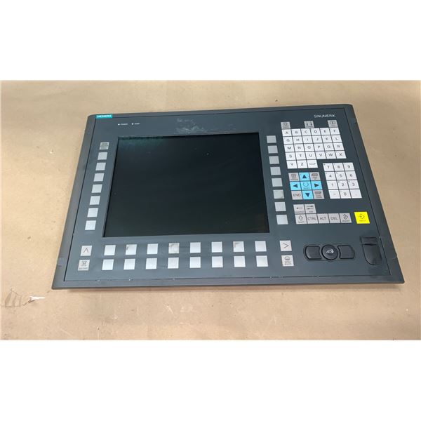 SIEMENS 6FC5203-0AF02-0AA1_OP 012 12,1" TFT OPERATOR PANEL FRONT W/ 6FC5312-0DA00-0AA1