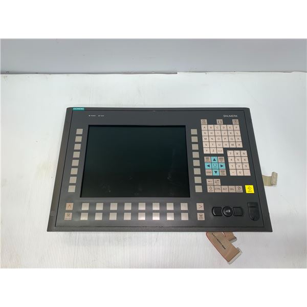 SIEMENS 6FC5203-0AF02-0AA1_OP 012 12,1" TFT OPERATOR PANEL FRONT W/ 6FC5312-0DA00-0AA1