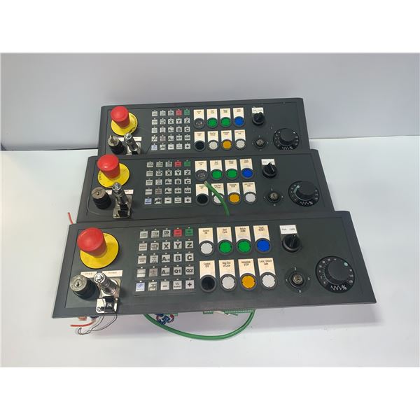 (3) - SIEMENS 6FC5303-1AF12-8BD0 CONTROL PANELS