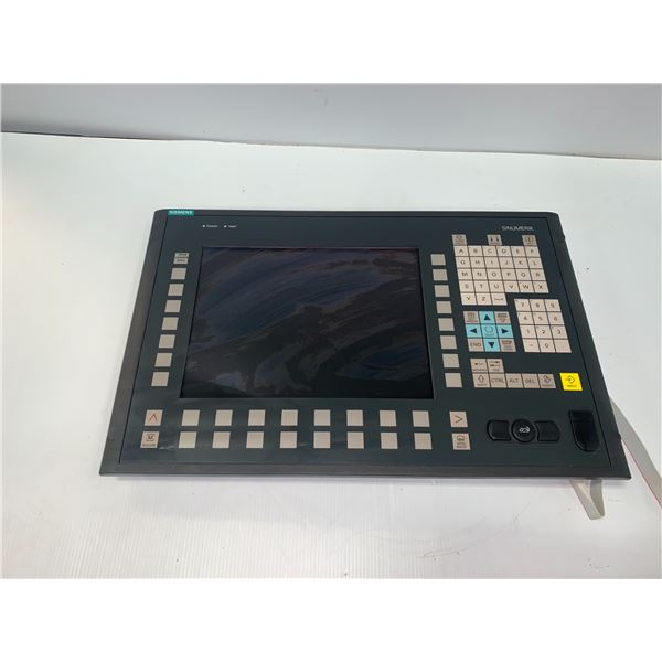 SIEMENS 6FC5203-0AF02-0AA1_OP 012 12,1" TFT OPERATOR PANEL FRONT