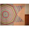 Image 4 : ANTIQUE STAR PATTERN QUILT