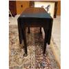 Image 3 : WALNUT QUEEN ANNE DROP-LEAF TABLE