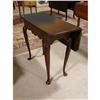 Image 1 : KITTINGER QUEEN ANNE STYLE DROP-LEAF TABLE