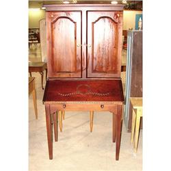 CABINETMAKER PLANTATION DESK