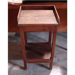 PINE DIMINUTIVE WASHSTAND