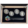 Image 2 : 2015 $20 Looney Tunes - Pure Silver 4-Coin Set With Watch