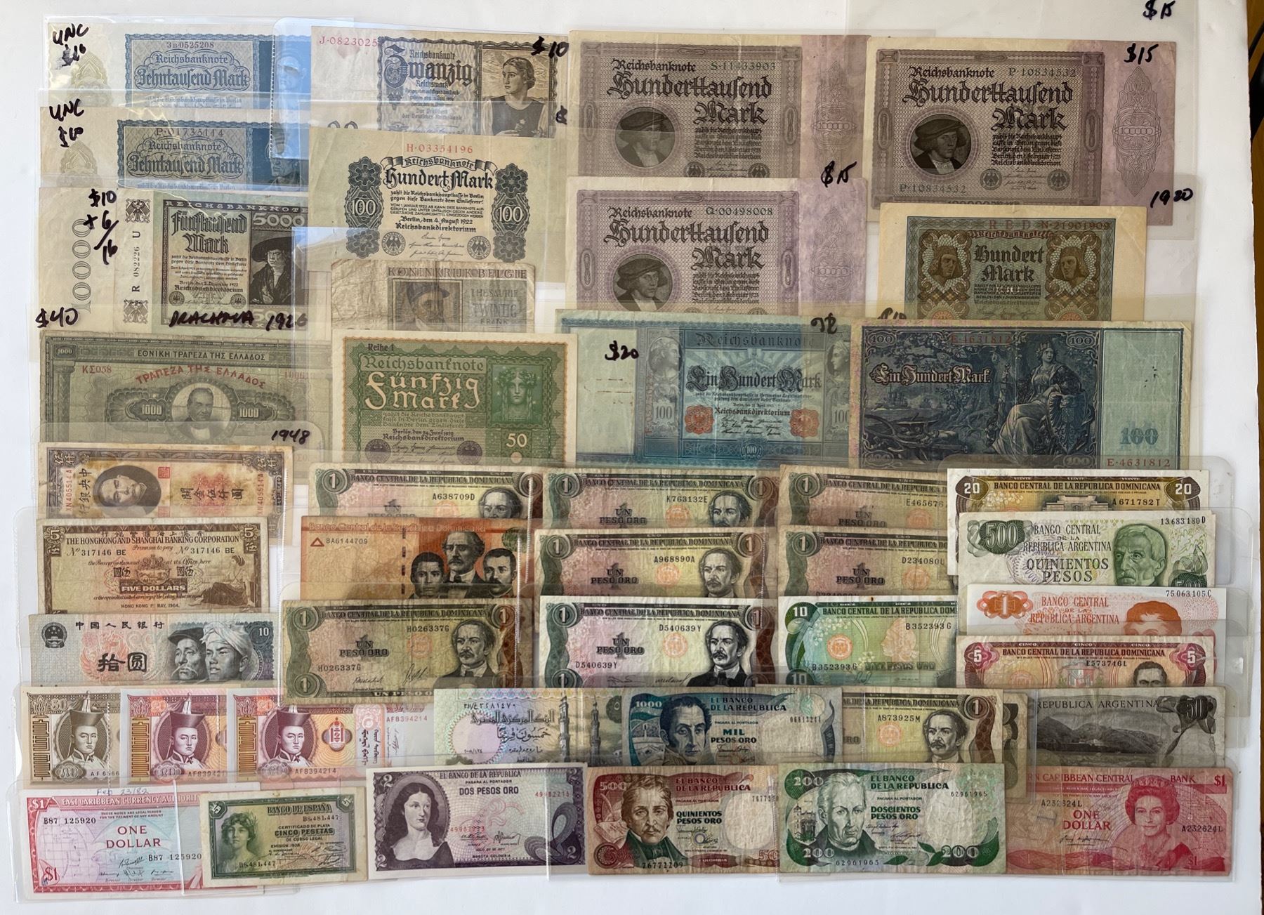 Large World Paper Money - Lot of 204 Banknotes